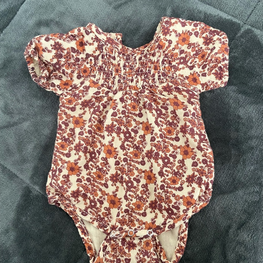 Kate Quinn bubble romper only worn for 5 min once